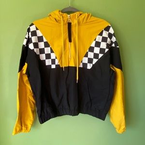 Windbreaker pull over jacket / sweatshirt